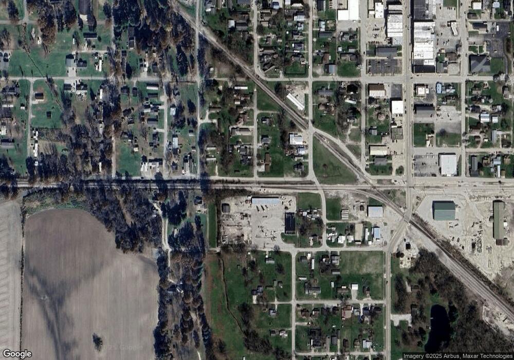 186 SW C St SW, Linton, IN 47441 - photo 1