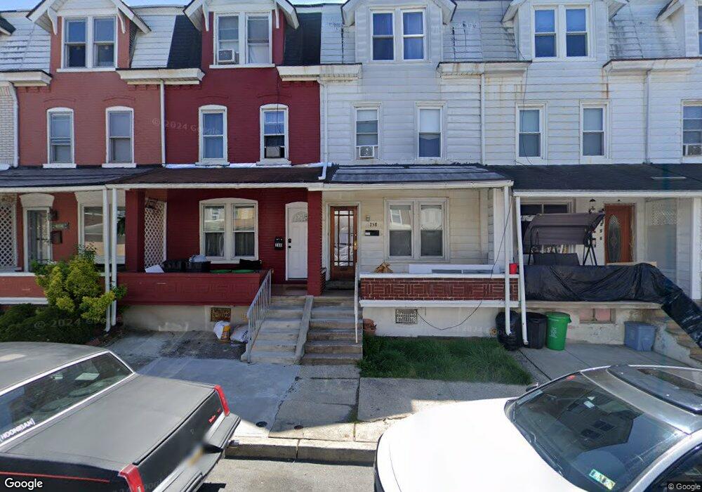 258 E Elm St, Allentown, PA 18109 - photo 1