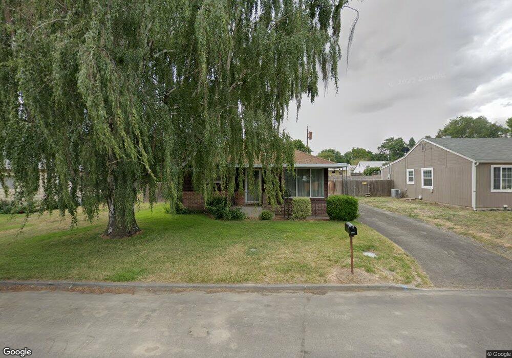 3024 SW Jay Ave, Pendleton, OR 97801 - photo 1