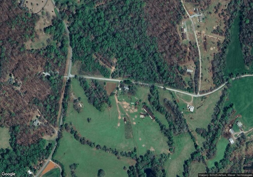 122 Wilson Rd, Murrayville, GA 30564 - photo 1