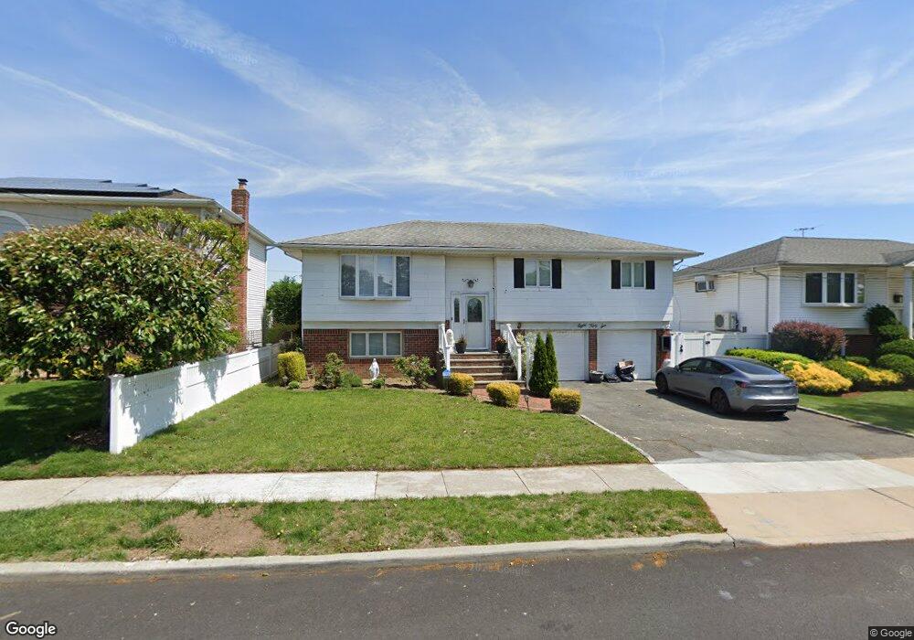 856 Third Ave, Franklin Square, NY 11010 - photo 1