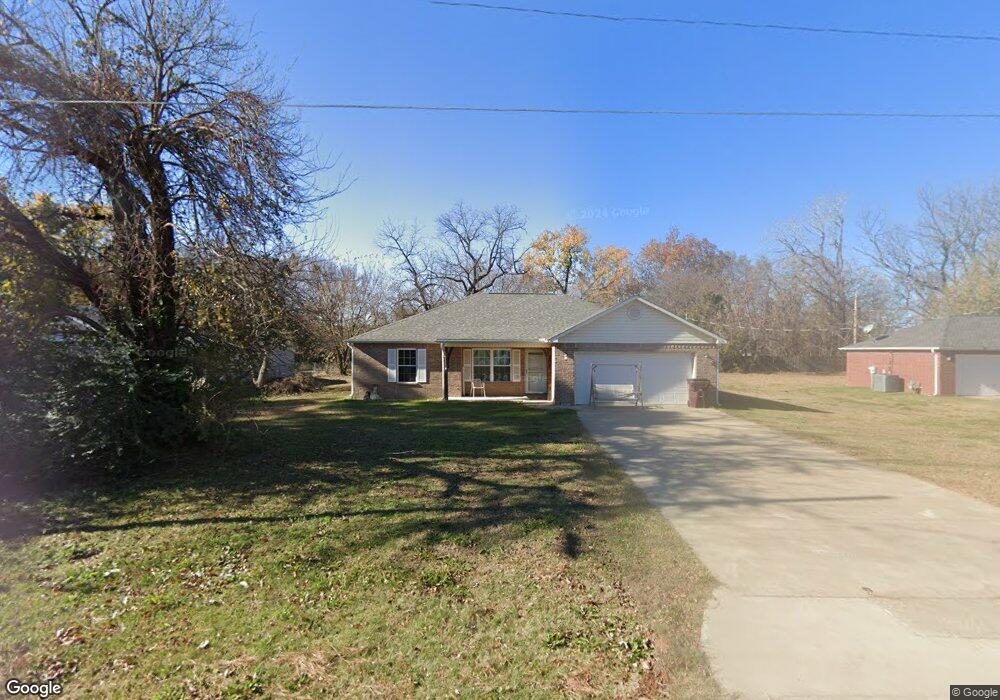 701 N E St, Eufaula, OK 74432 - photo 1