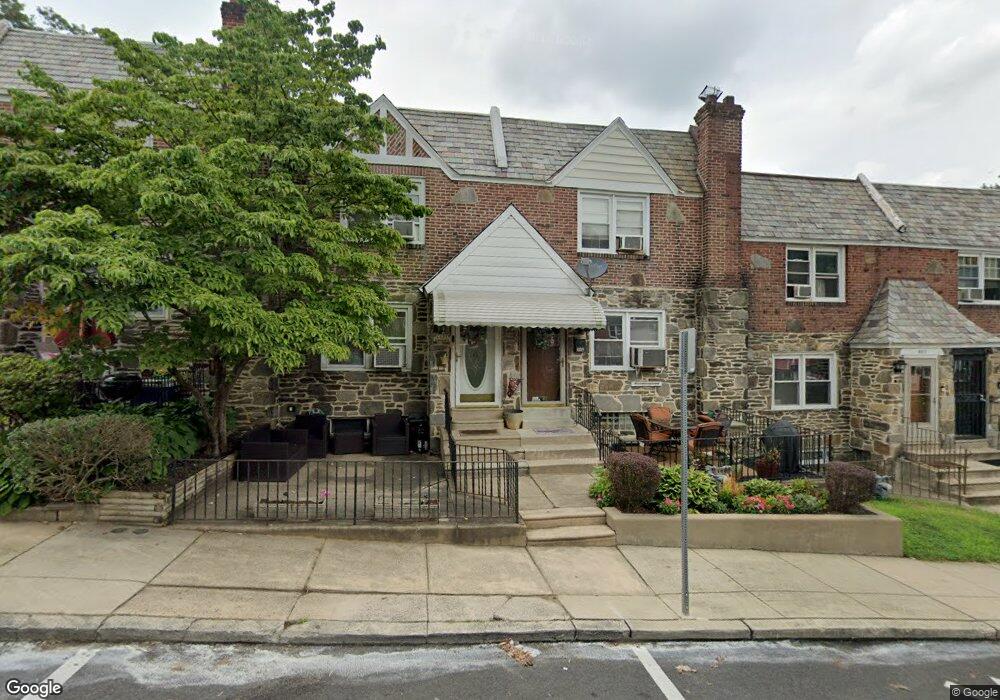 6819 Walnut Park Dr, Upper Darby, PA 19082 - photo 1