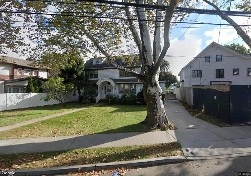 47-09 Parsons Blvd, Flushing, NY 11355 - photo 1