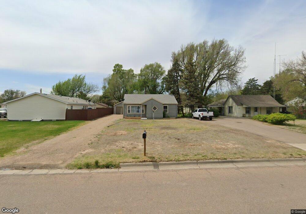 713 S Harrison St, Hugoton, KS 67951 - photo 1