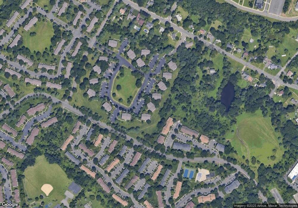 62 Crabapple Ln unit B2, Franklin Park, NJ 08823 - photo 1