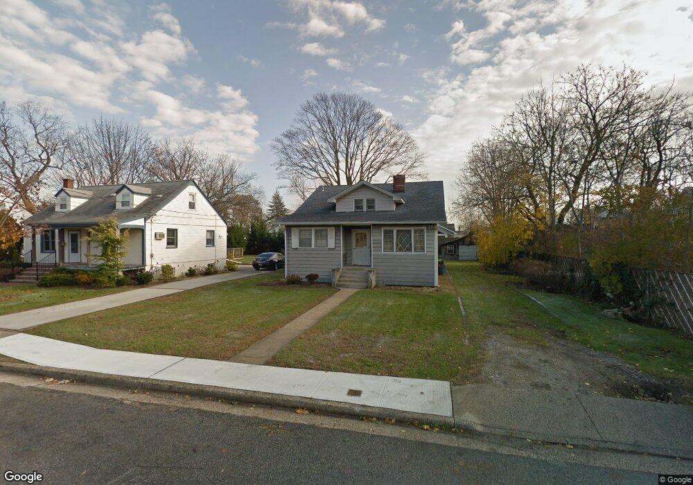 27 Lenox Place, Freeport, NY 11520 - photo 1