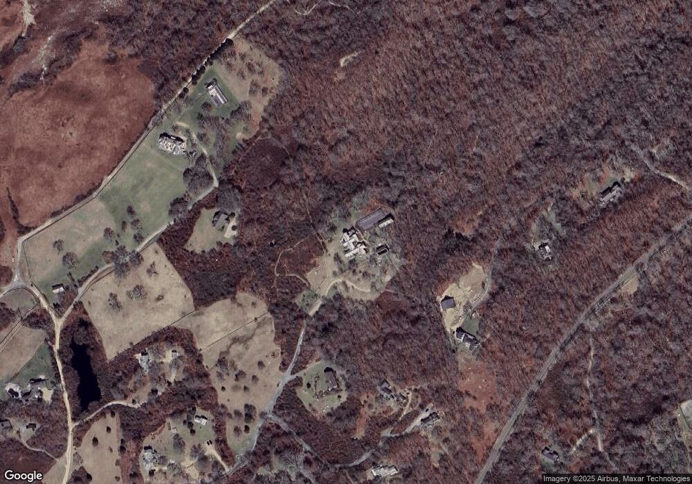 33 Beetlebung Rd, Chilmark, MA 02535 - photo 1