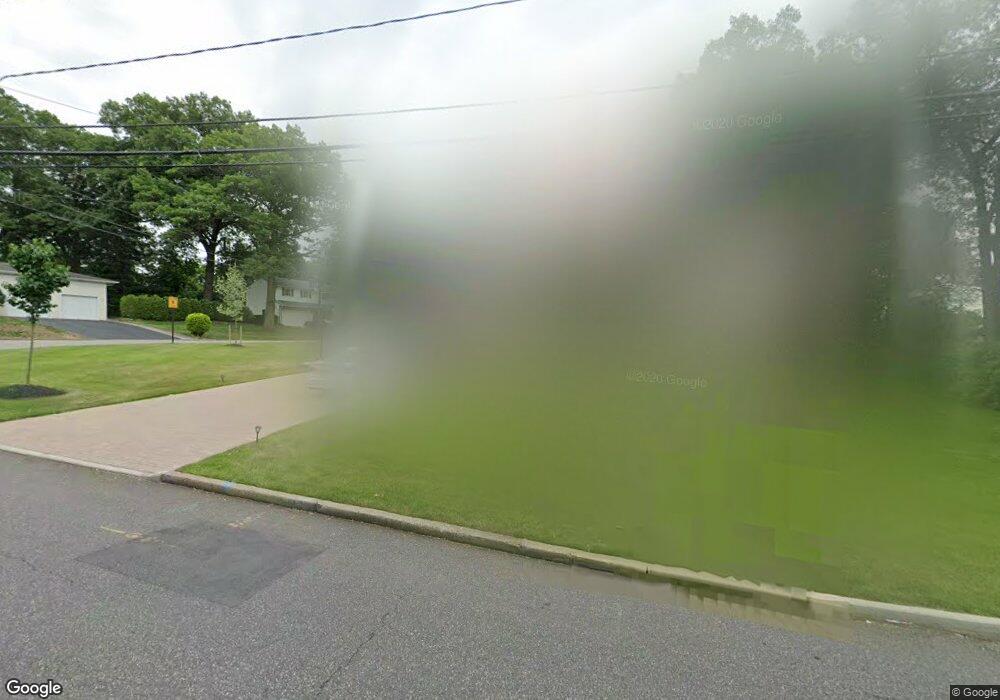 112 Circle Dr, Paramus, NJ 07652 - photo 1