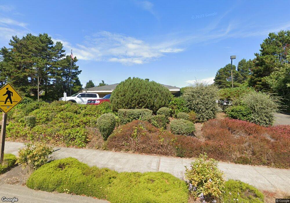 1501 SE Devils Lake Rd, Lincoln City, OR 97367 - photo 1