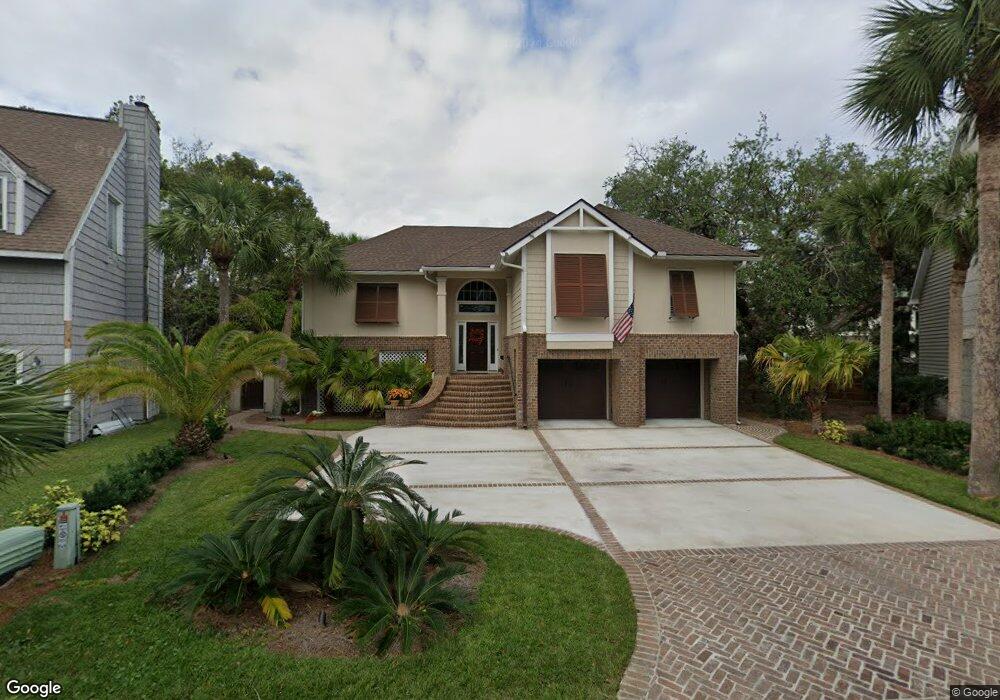 110 Mews Cir, Saint Simons Island, GA 31522 - photo 1