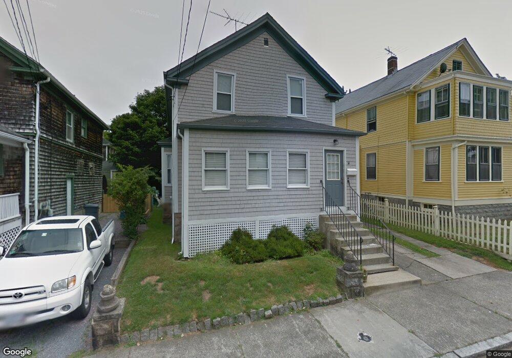 14 Vaughan Ave, Newport, RI 02840 - photo 1