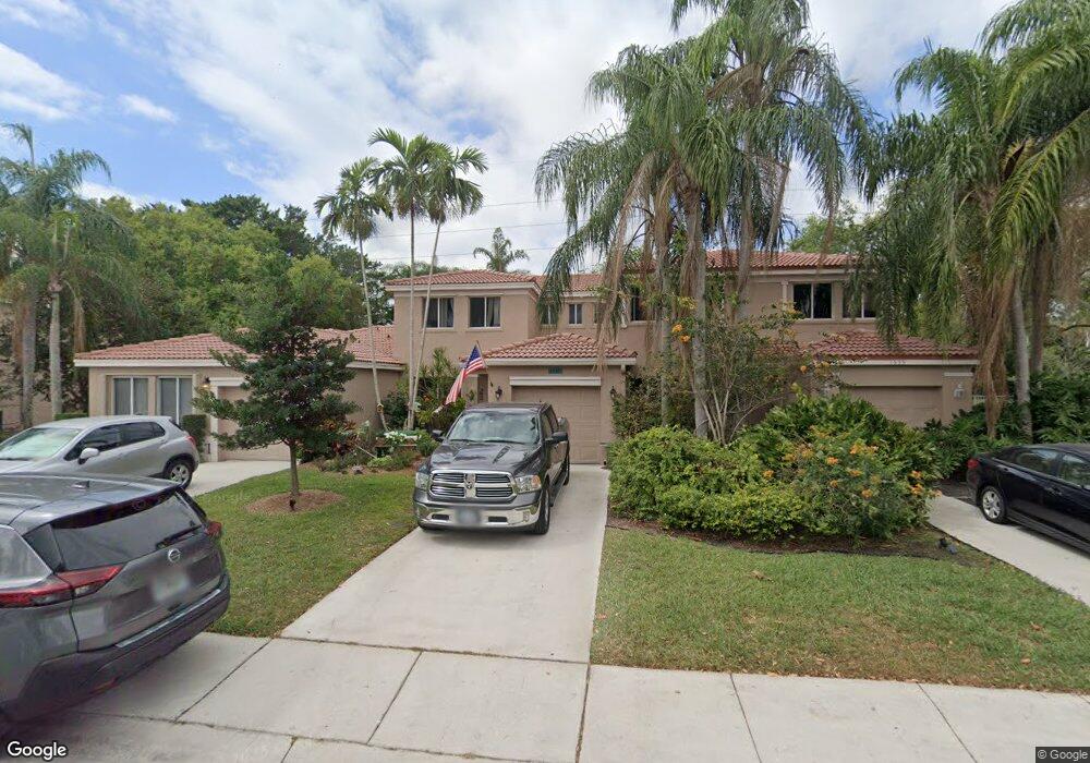 1537 W Harmony Lake Cir, Davie, FL 33324 - photo 1