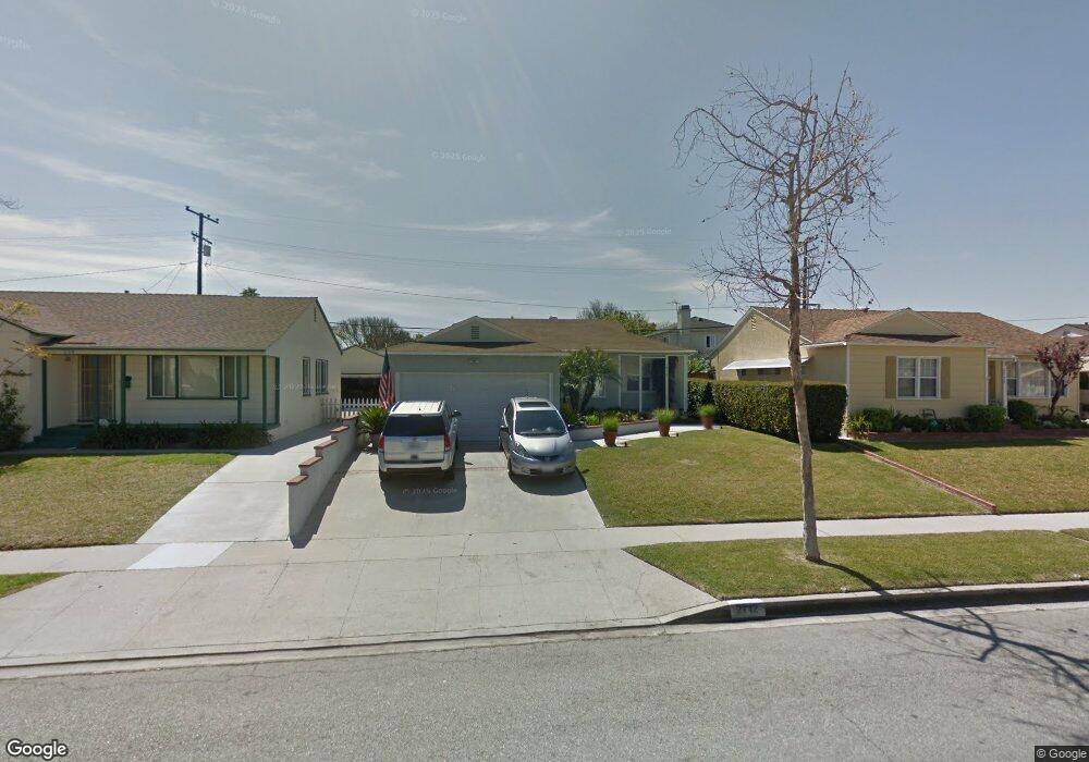 2712 Arbor Rd, Lakewood, CA 90712 - photo 1