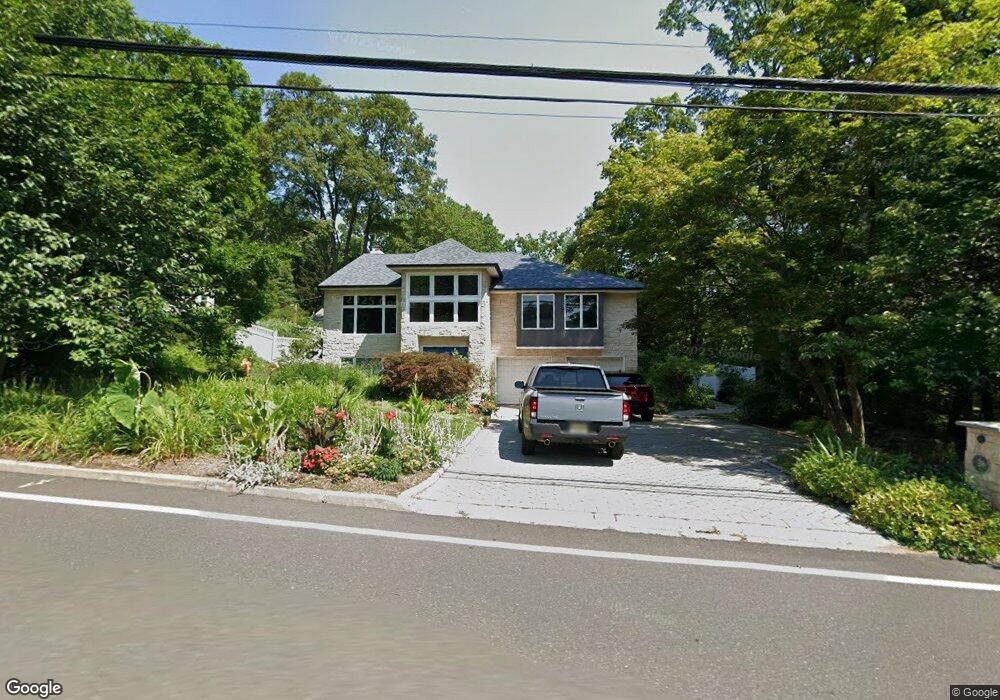 60 Werimus Ln, Woodcliff Lake, NJ 07677 - photo 1