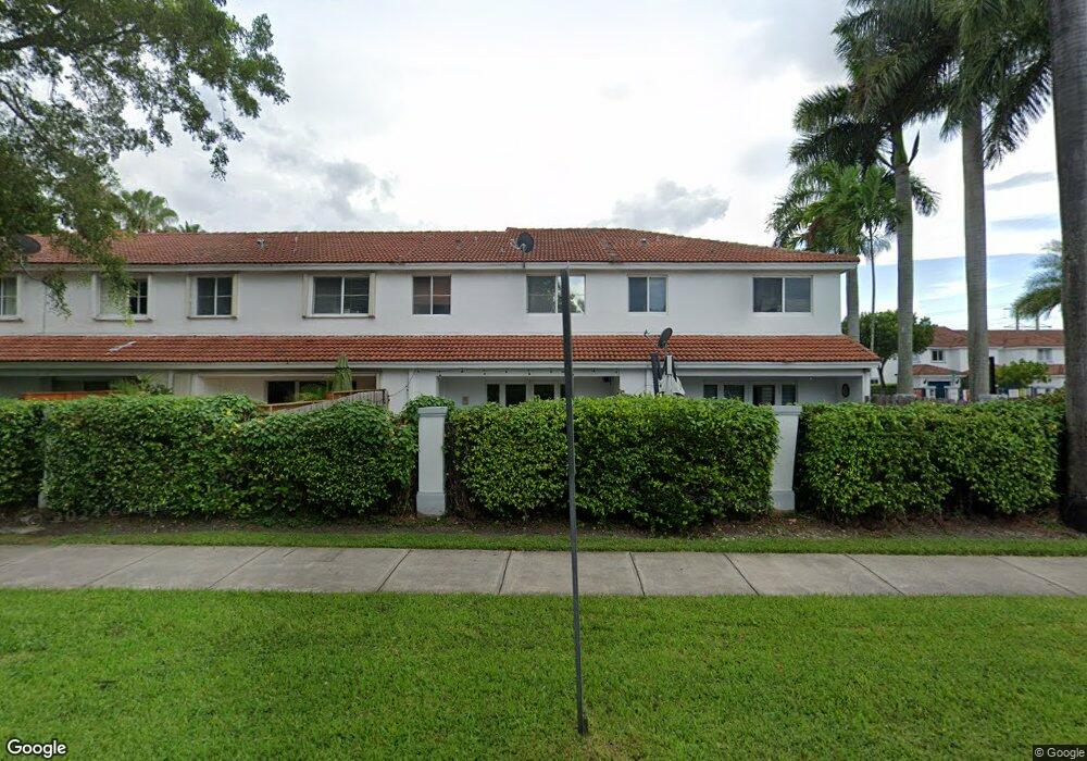 4827 NW 114th Ct, Doral, FL 33178 - photo 1