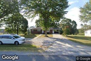 6497 Dews Rd, Hurt, VA 24563