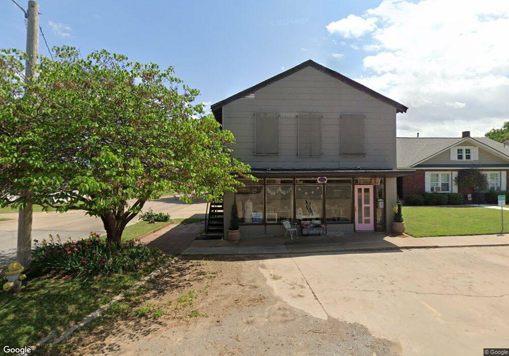 1102 W Oak Ave, Duncan, OK 73533 - photo 1