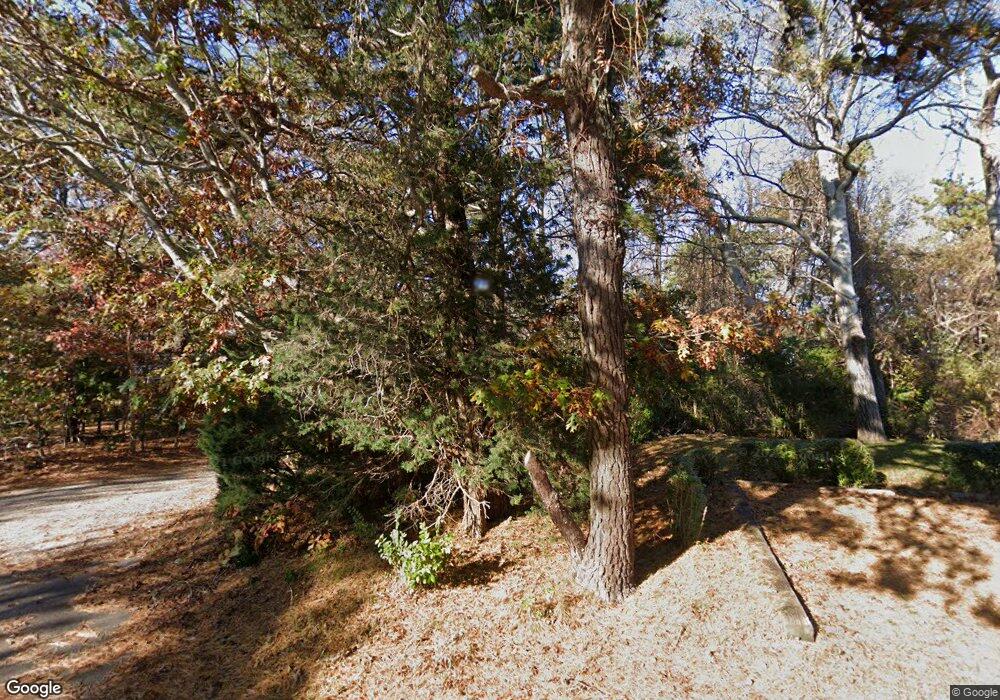 10 Harrison Ave, Vineyard Haven, MA 02568 - photo 1