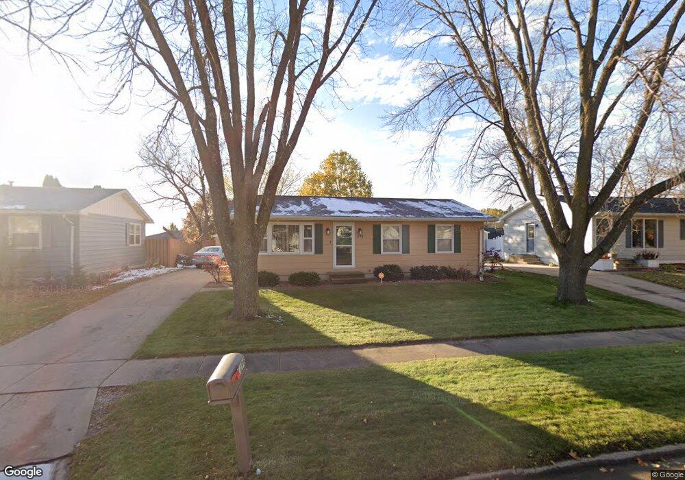 1198 Valley Park St, Marion, IA 52302 - photo 1