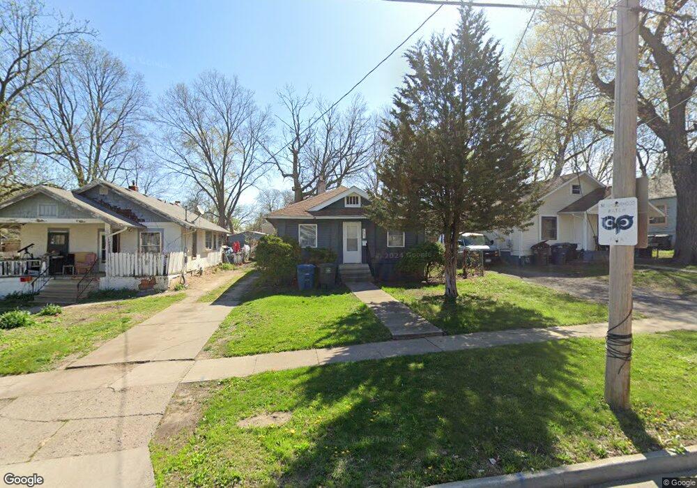 1711 22nd St, Des Moines, IA 50310 - photo 1