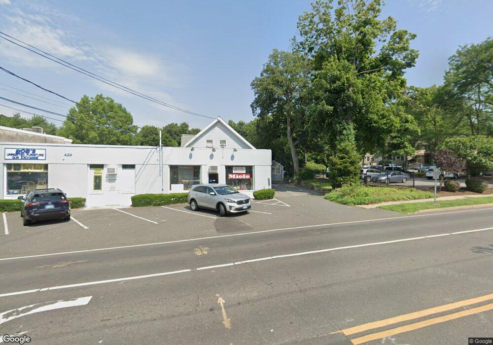 425 Post Rd, Darien, CT 06820 - photo 1