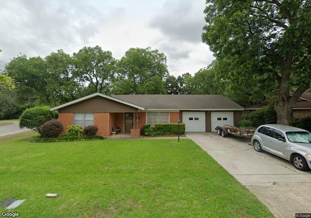 701 Ponderosa Dr, Hurst, TX 76053 - photo 1