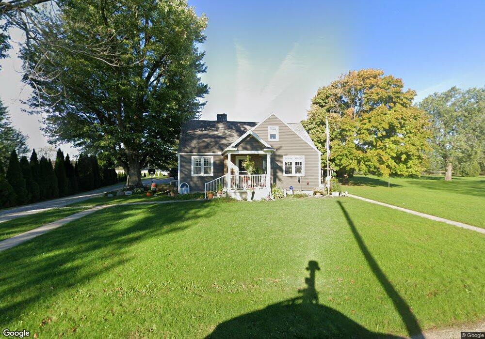 11317 Walnut St, Wapakoneta, OH 45895 - photo 1