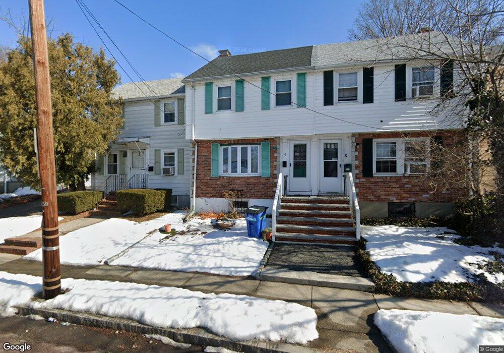 5 Regent Rd unit Bedroom, Malden, MA 02148 - photo 1