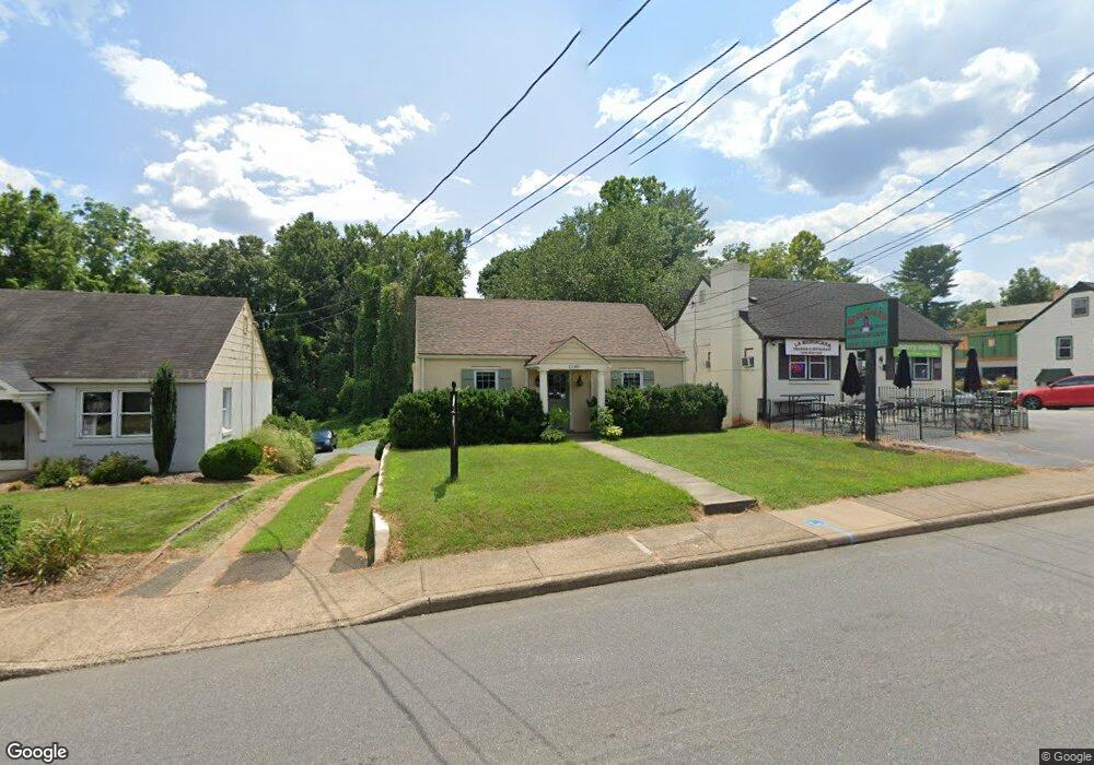 1140 E High St, Charlottesville, VA 22902 - photo 1