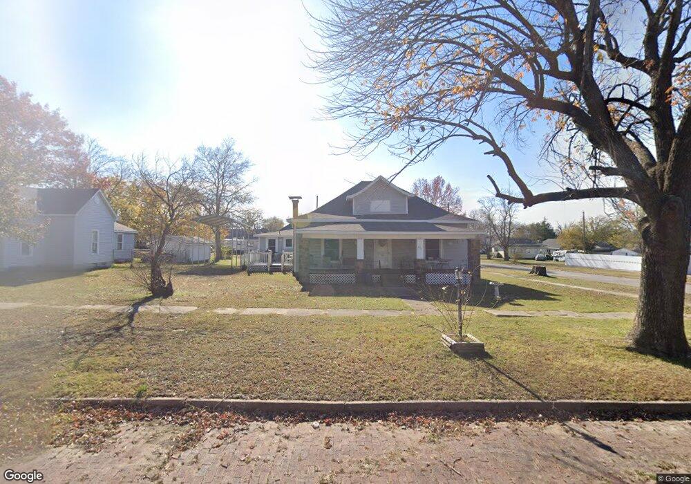621 W Broadway St, Henryetta, OK 74437 - photo 1