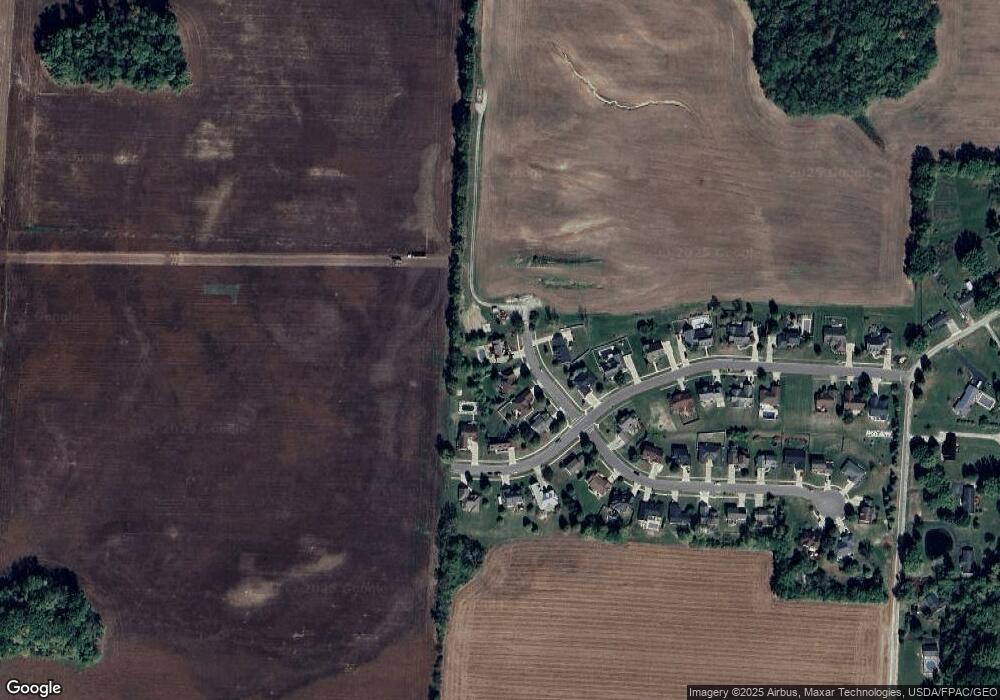 997 Ridge Dr, Circleville, OH 43113 - photo 1