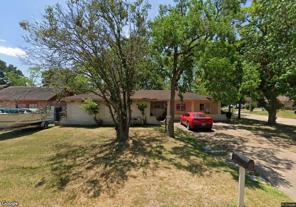 1427 Saddle Rock Dr, Houston, TX 77088 - photo 1
