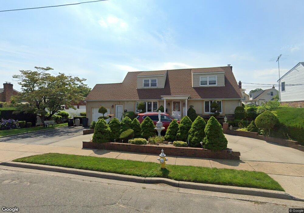 244 Doris Ave, Franklin Square, NY 11010 - photo 1