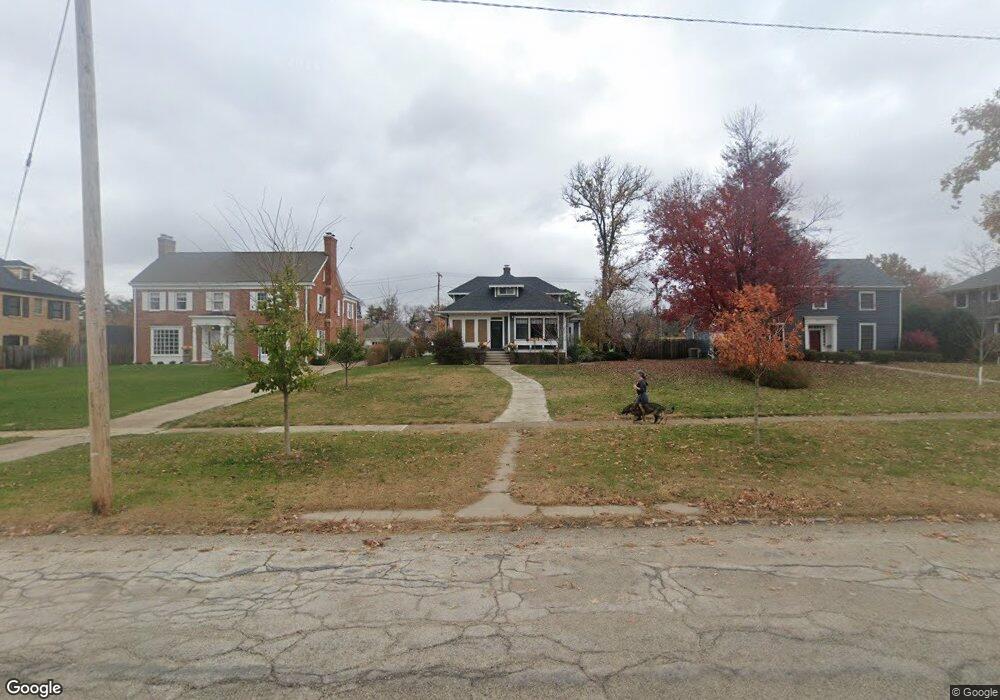 2210 Grande Ave SE, Cedar Rapids, IA 52403 - photo 1