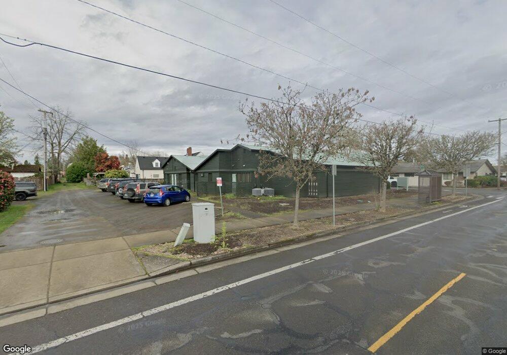 1010 11th Ave SW, Albany, OR 97321 - photo 1