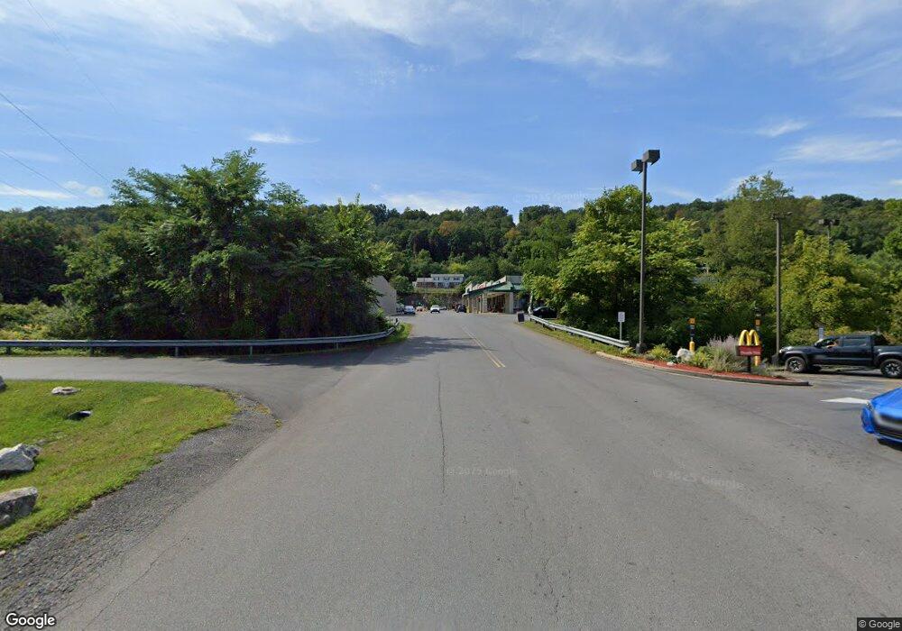 23 S Morgan Dr, Berkeley Springs, WV 25411 - photo 1