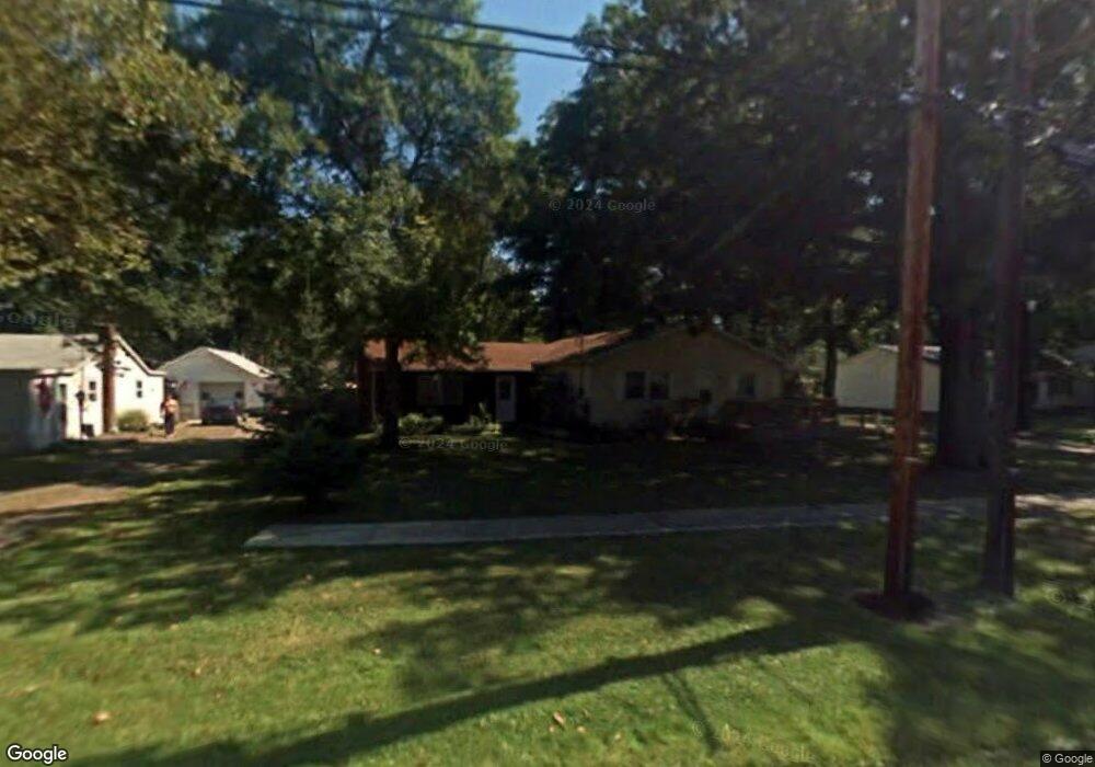 379 Buckeye Dr, Sheffield Lake, OH 44054 - photo 1