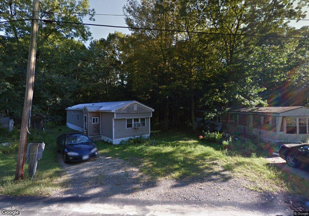 138 Monroe Ave, Allenstown, NH 03275 - photo 1