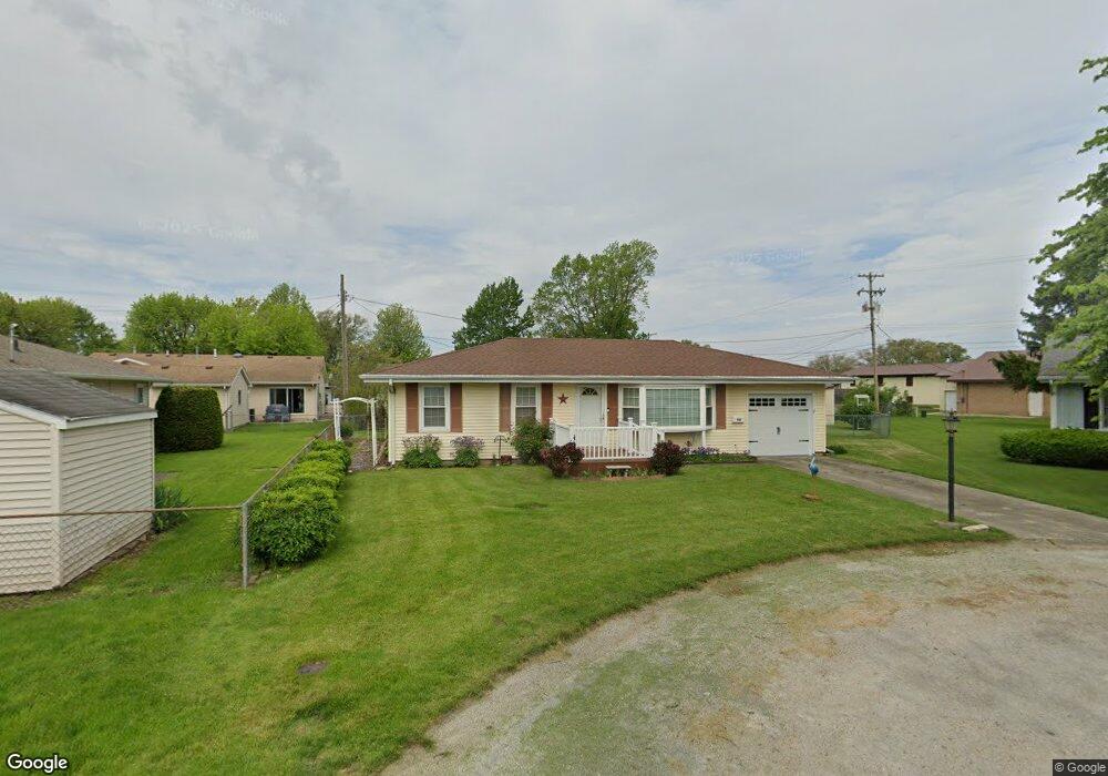 916 Rudy Ave, Mattoon, IL 61938 - photo 1