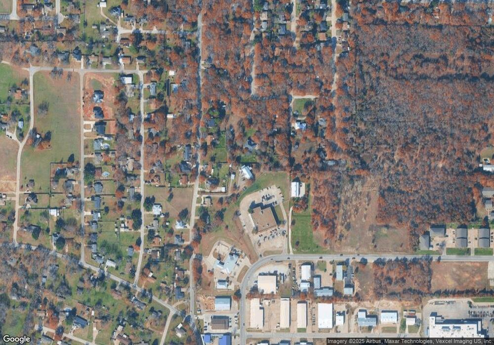 800 Red Bud Dr, Azle, TX 76020 - photo 1