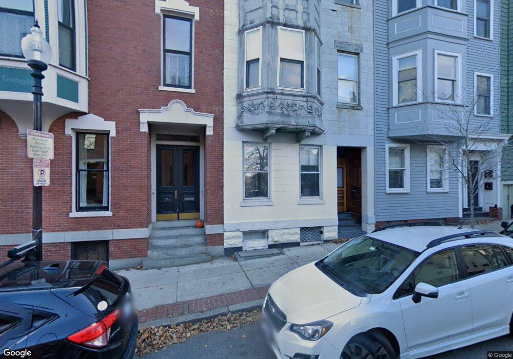 296 Bunker Hill St unit 3, Charlestown, MA 02129 - photo 1
