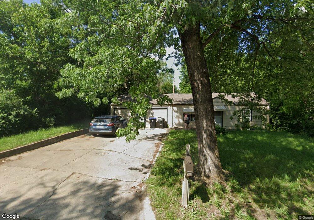 3364 SE Irvingham St, Topeka, KS 66605 - photo 1