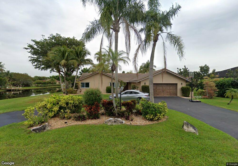 11951 SW 18th Ct, Davie, FL 33325 - photo 1