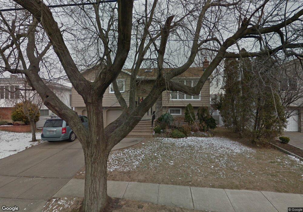 2701 Mandalay Beach Rd, Wantagh, NY 11793 - photo 1