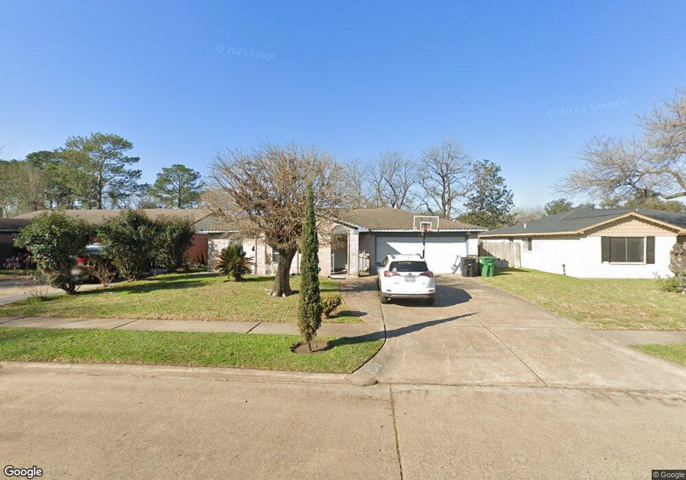 8919 Sunnywood Dr, Houston, TX 77088 - photo 1