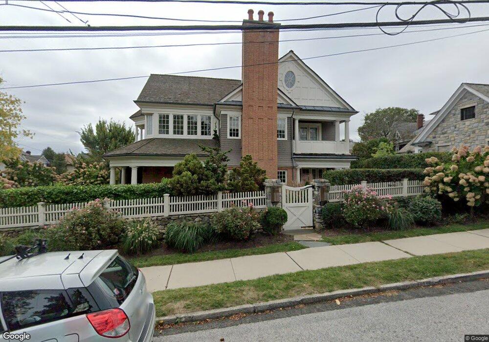 70 Havemeyer Place unit 2, Greenwich, CT 06830 - photo 1