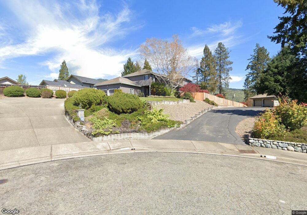 2207 NW Queens Way, Grants Pass, OR 97526 - photo 1