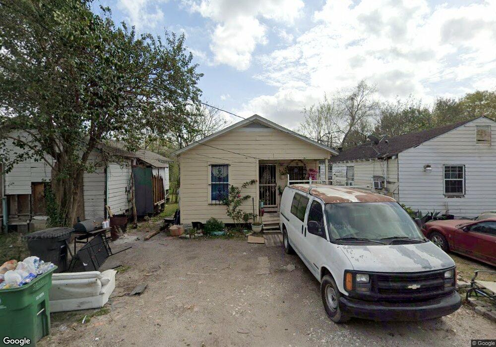 3022 Staples St, Houston, TX 77026 - photo 1