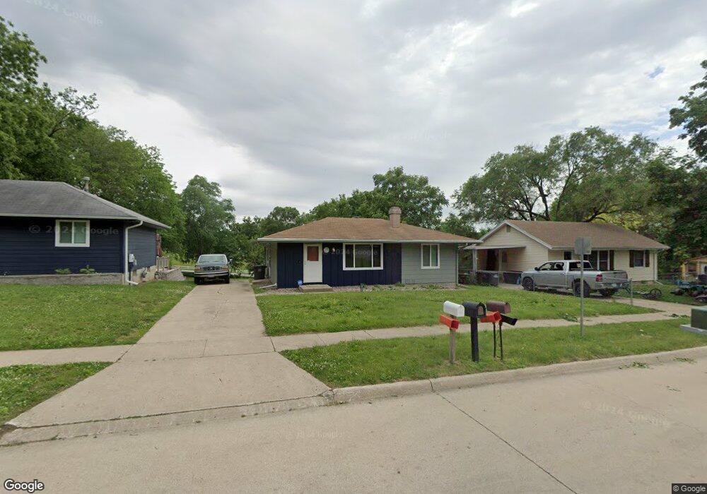 3627 Maple St, Des Moines, IA 50317 - photo 1